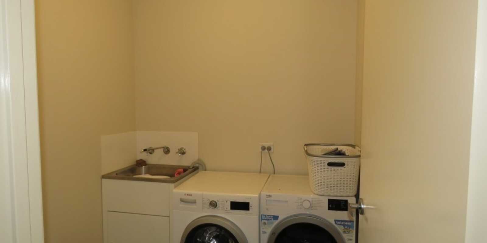 49 Inverell Ave, Hinchinbrook