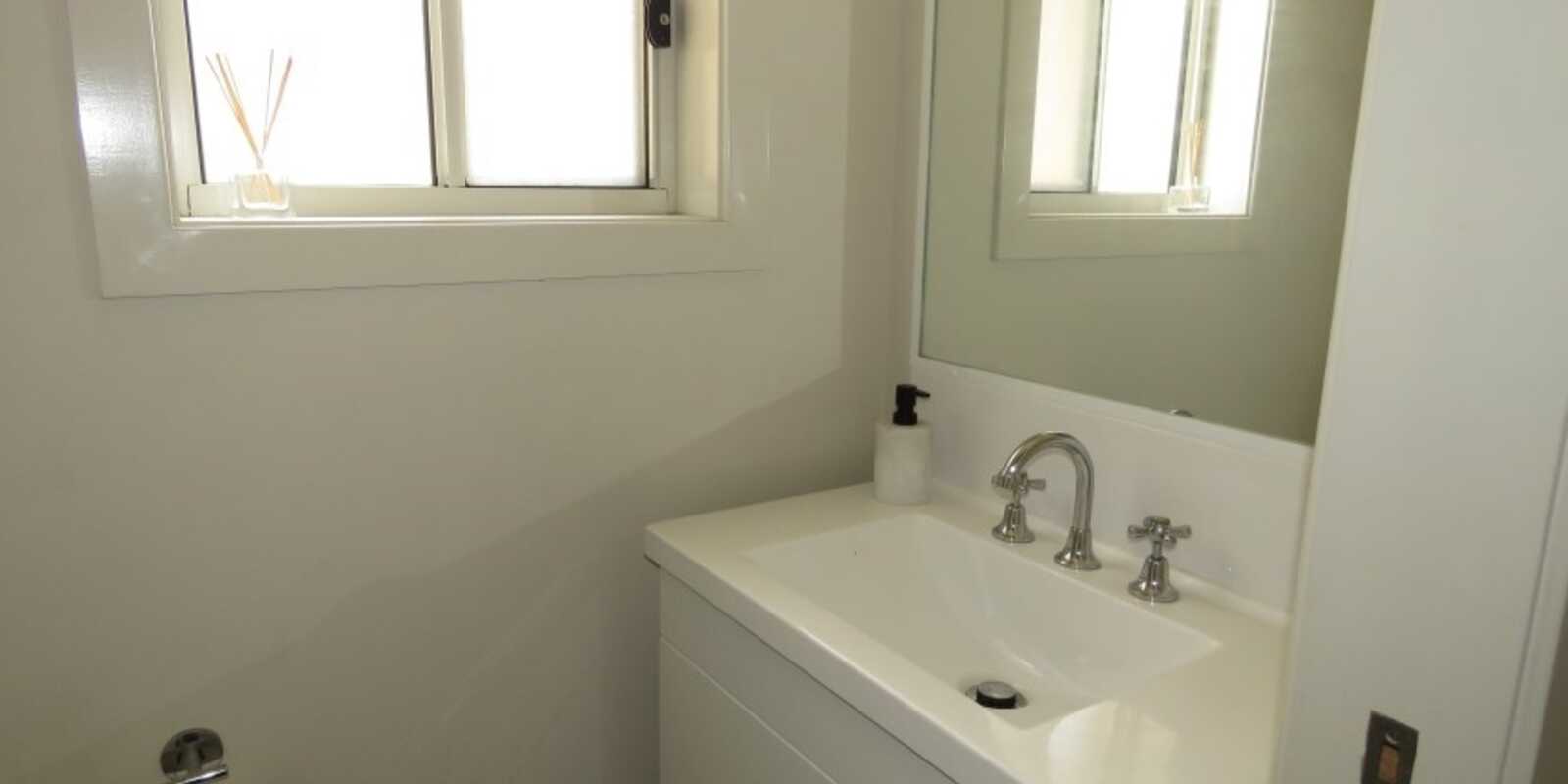 49 Inverell Ave, Hinchinbrook