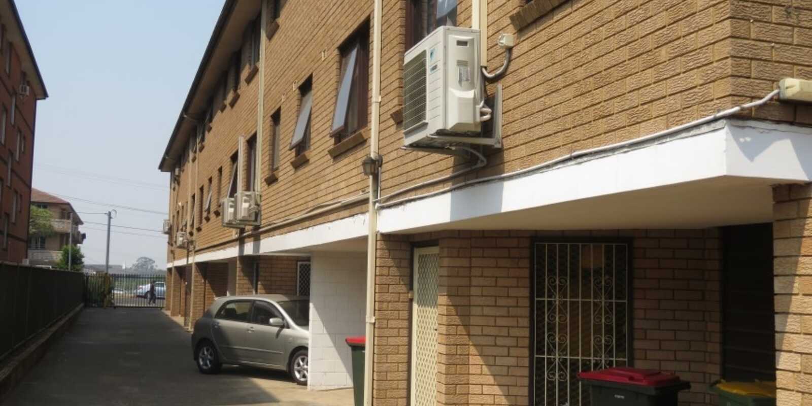 8/17 Bridge Street, Cabramatta