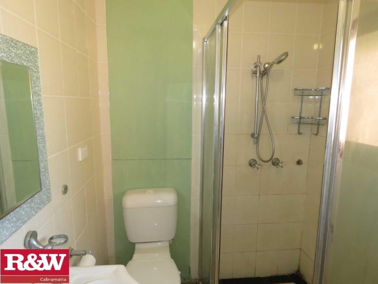 8/17 Bridge Street, Cabramatta