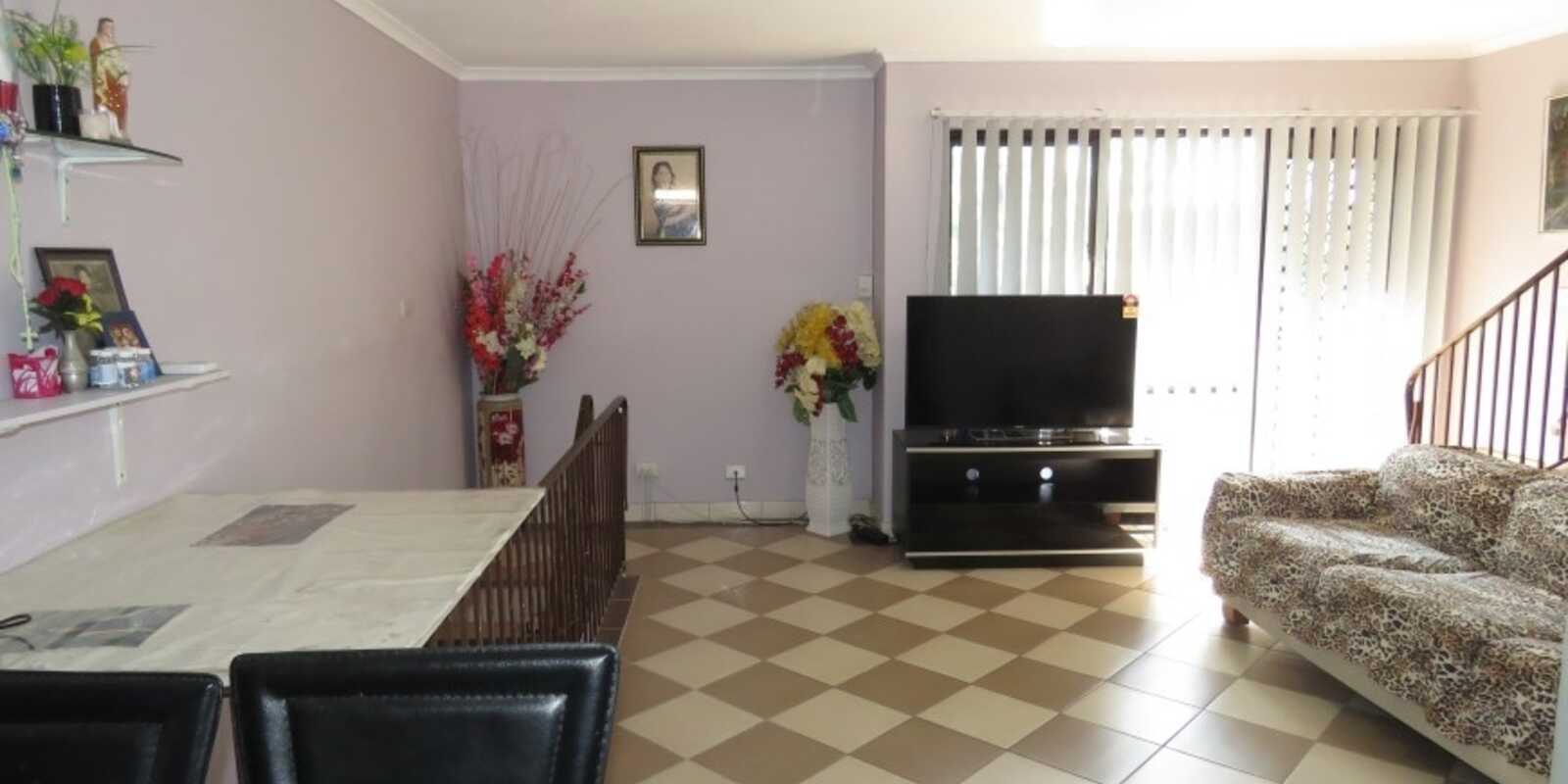 8/17 Bridge Street, Cabramatta