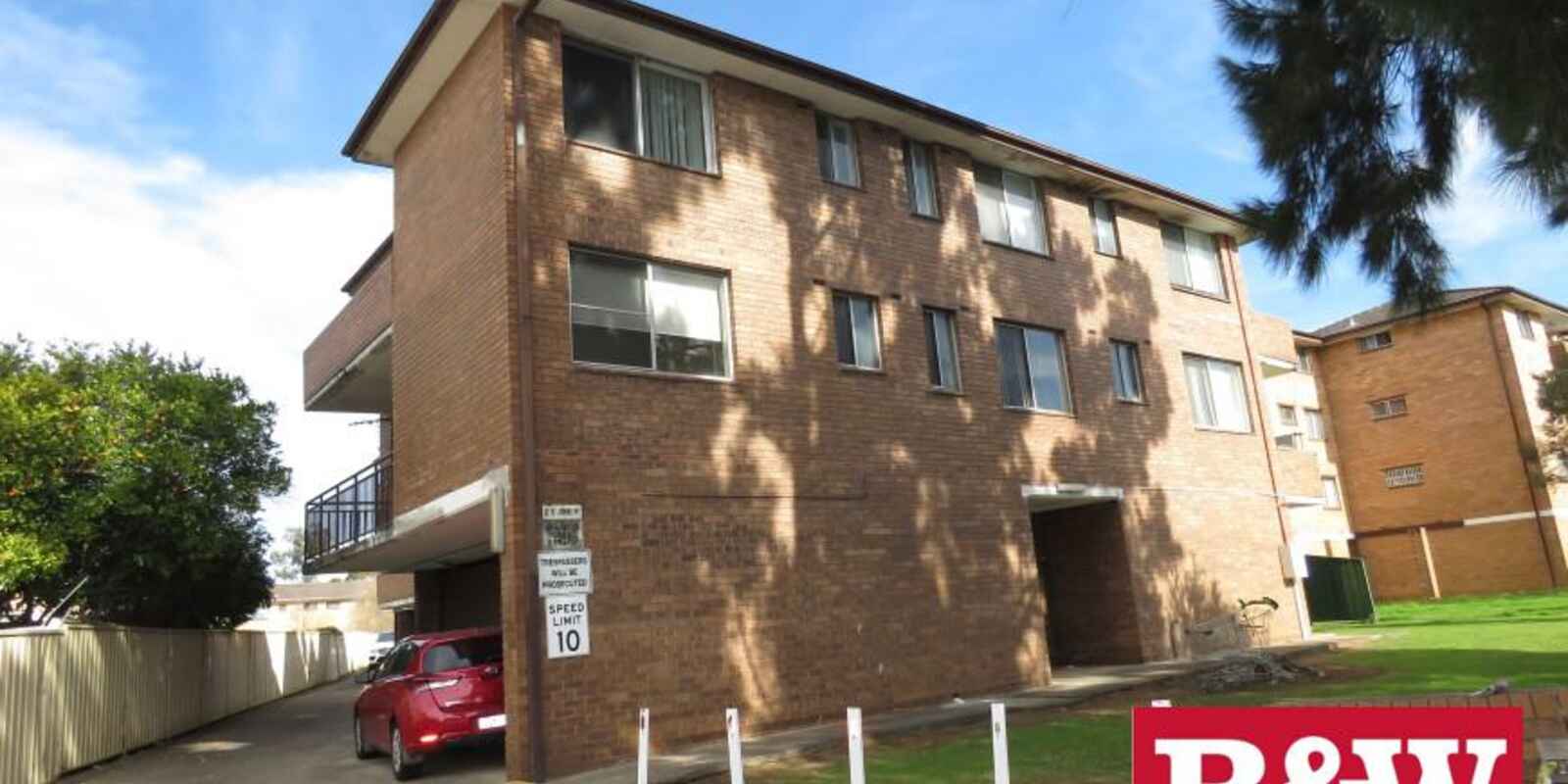 3/2 St Johns Road Cabramatta