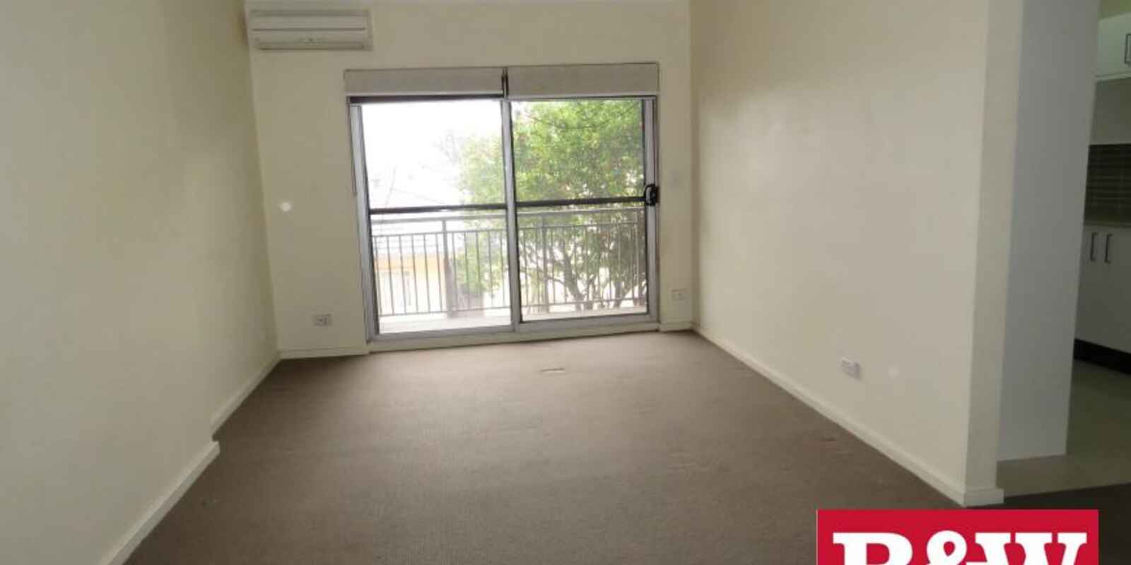 3/2 St Johns Road Cabramatta