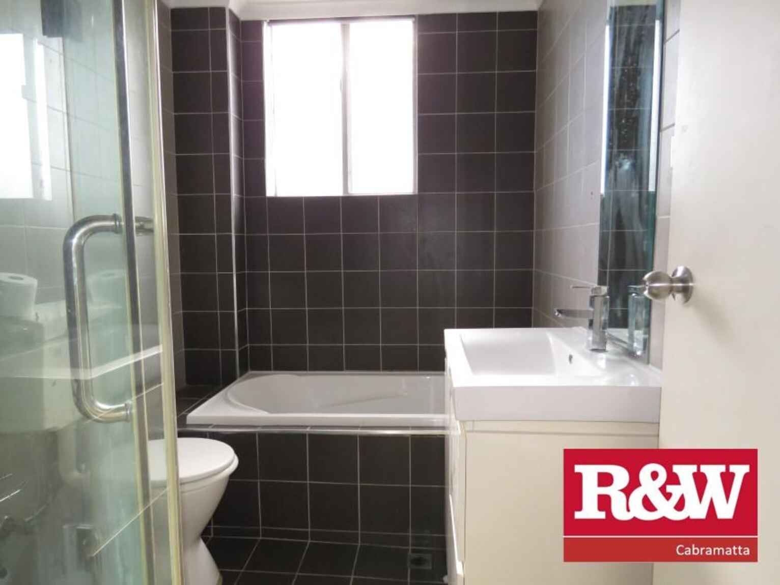 3/2 St Johns Road Cabramatta