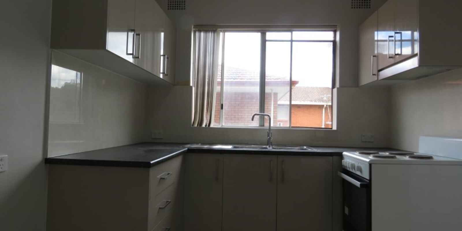 10/27 Park Road, Cabramatta