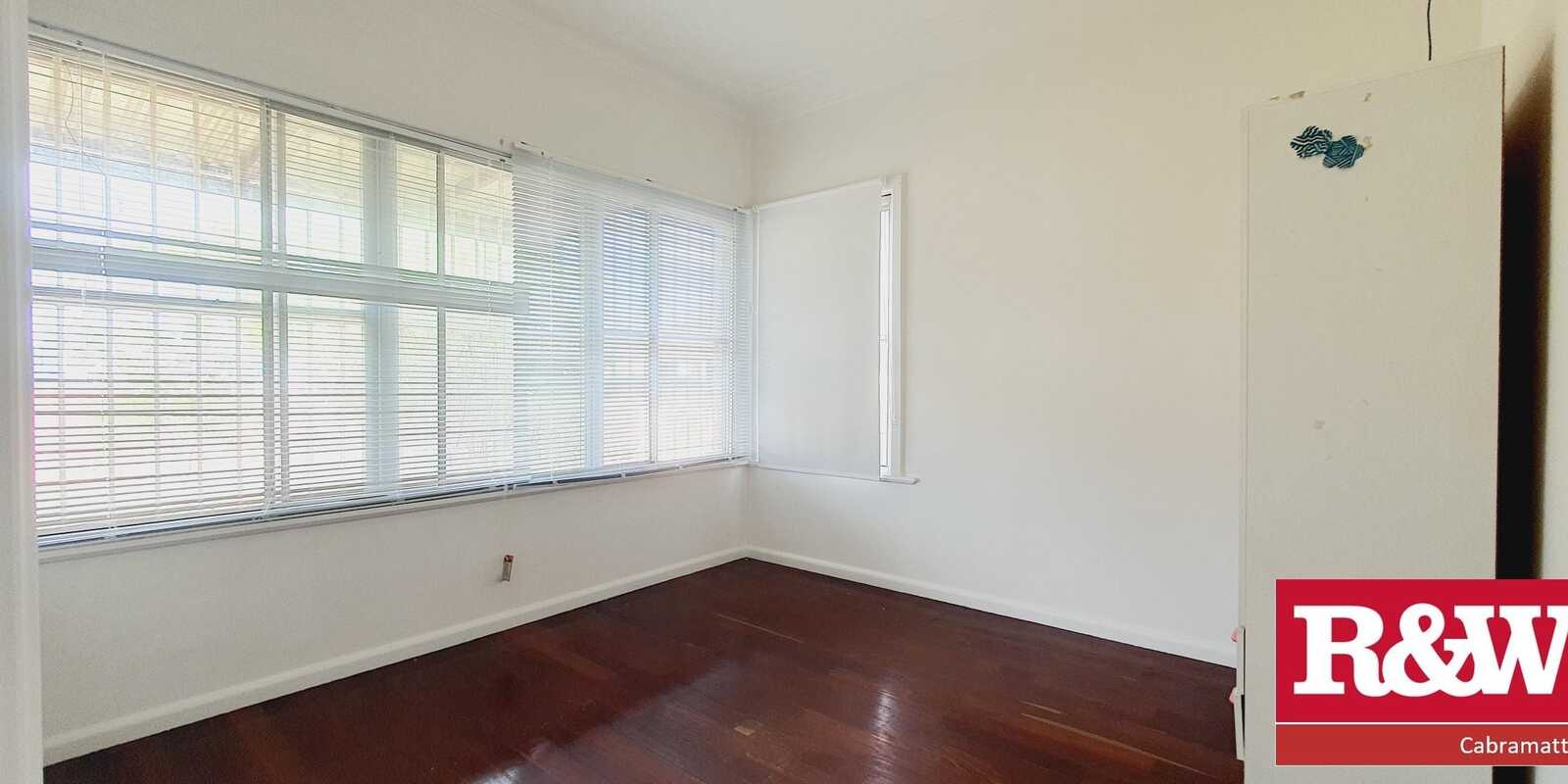 67 St Johns Road, Canley Heights