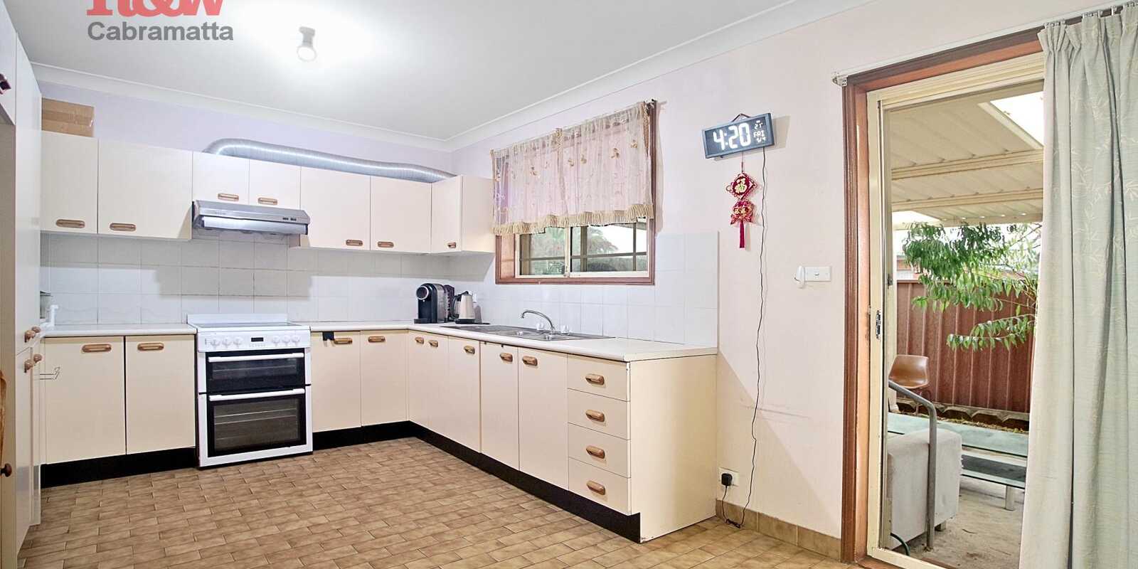 Bareena 4/31  Street Canley Vale