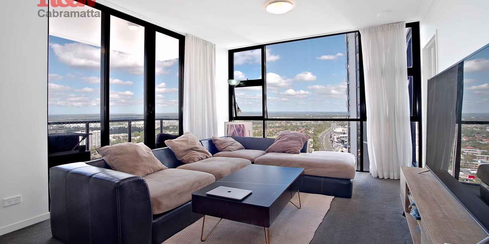 2707/420 Macquarie Street Liverpool