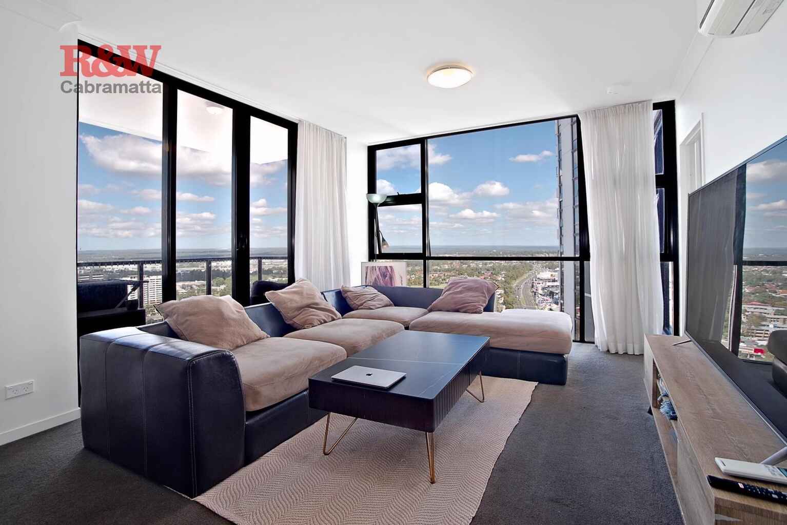 2707/420 Macquarie Street Liverpool