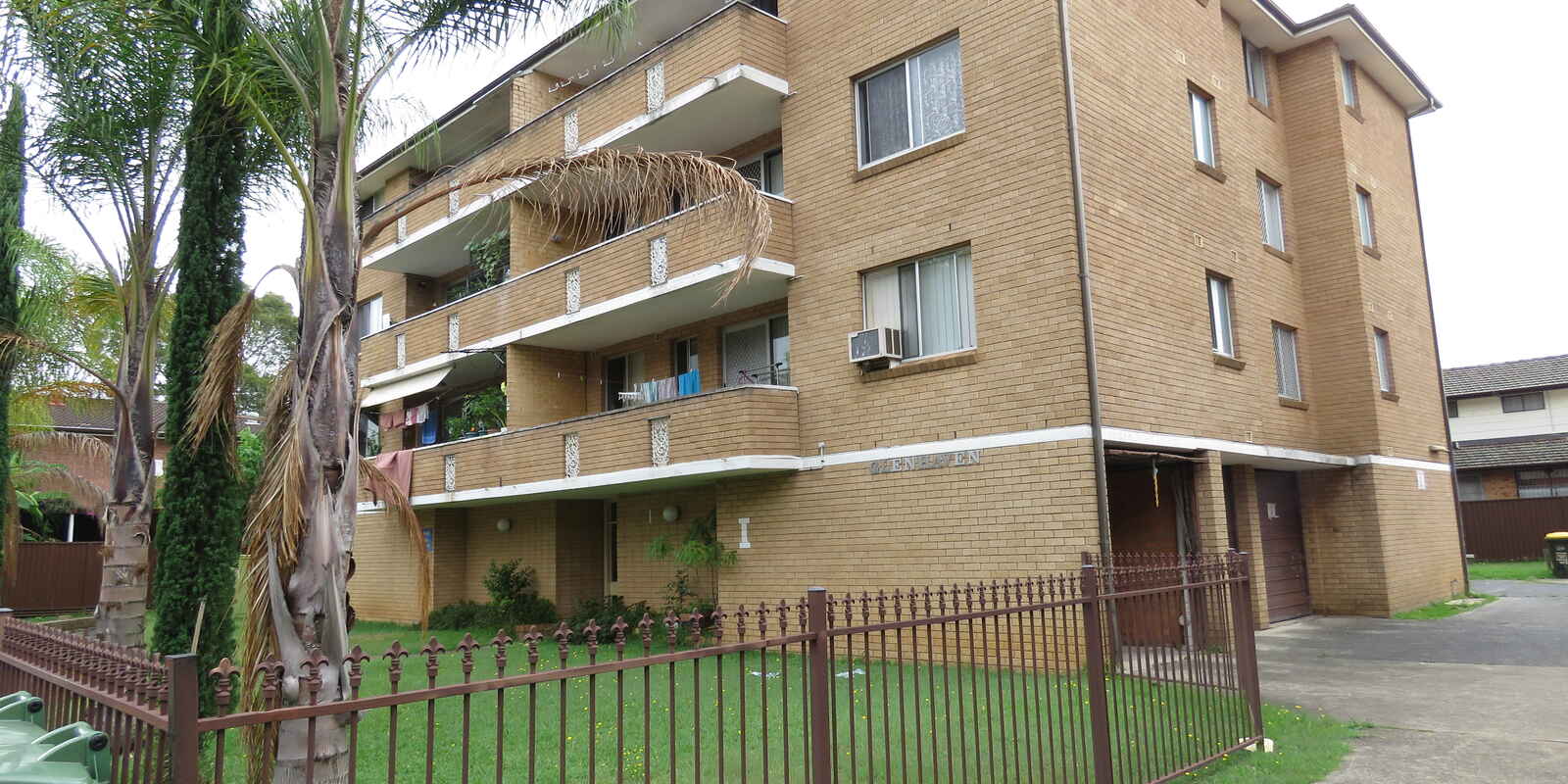 12/1 Equity Place Canley Vale