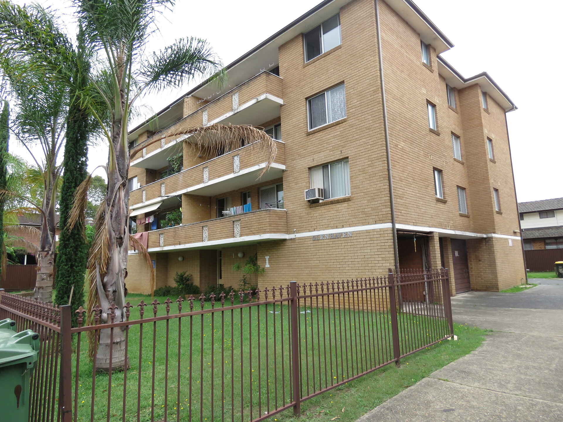 12/1 Equity Place Canley Vale