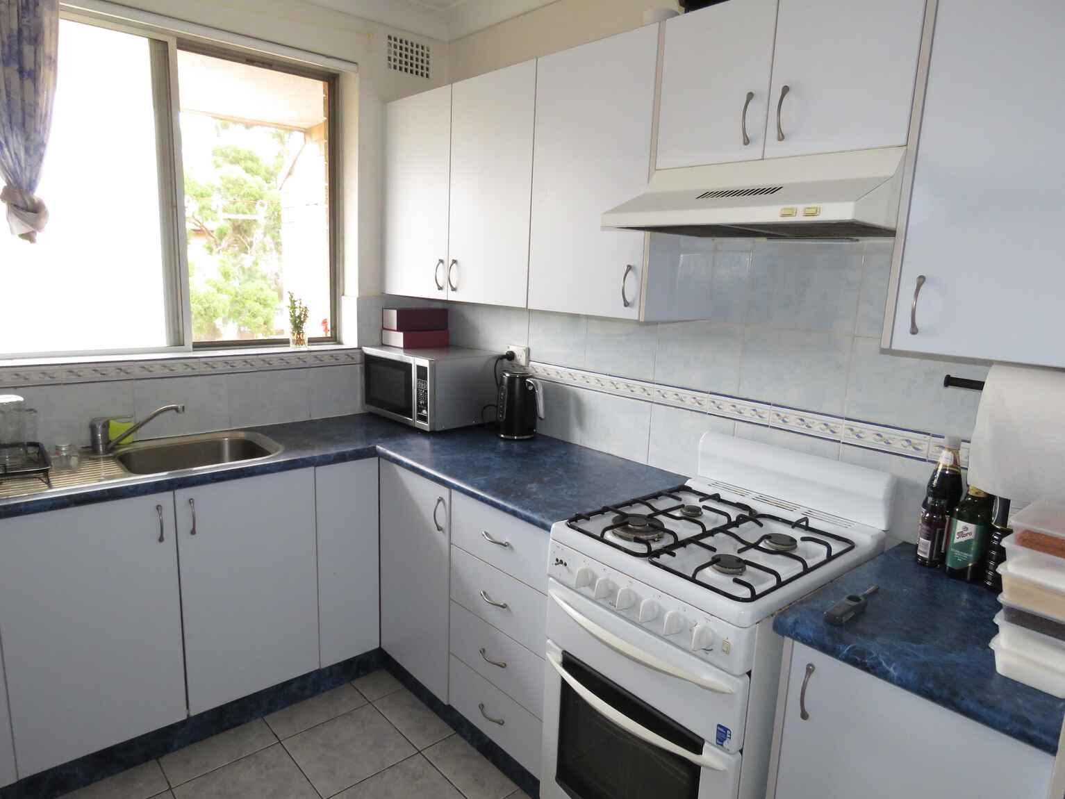 12/1 Equity Place Canley Vale