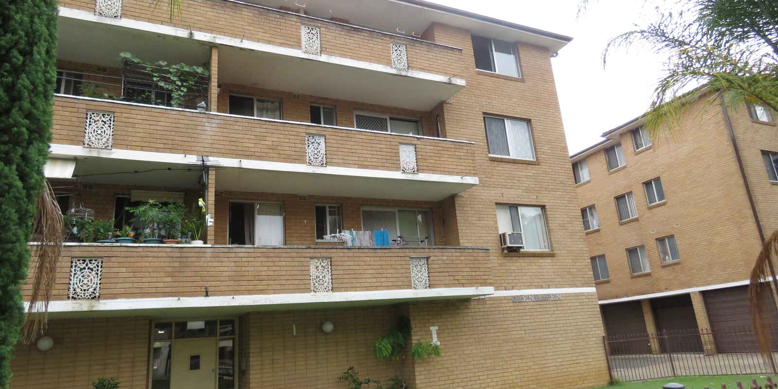 12/1 Equity Place Canley Vale