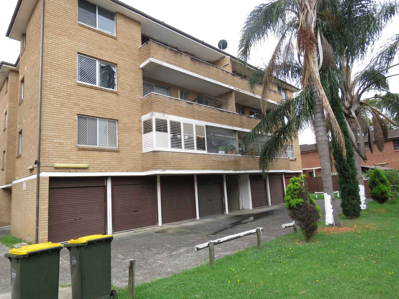 12/1 Equity Place Canley Vale