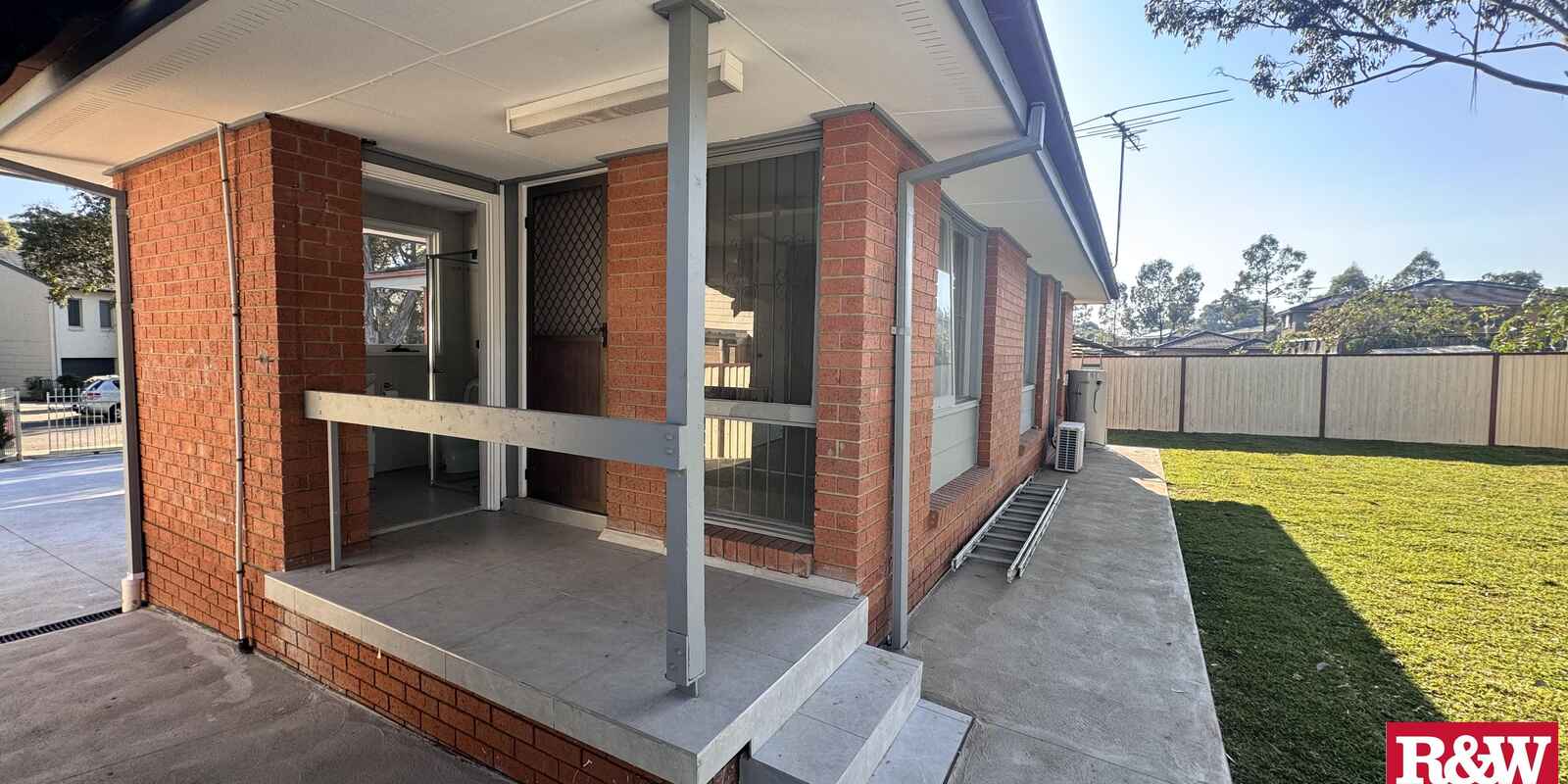 6 Cronin Place Bonnyrigg