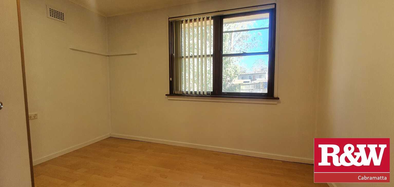 7 Kelvin Place, Busby