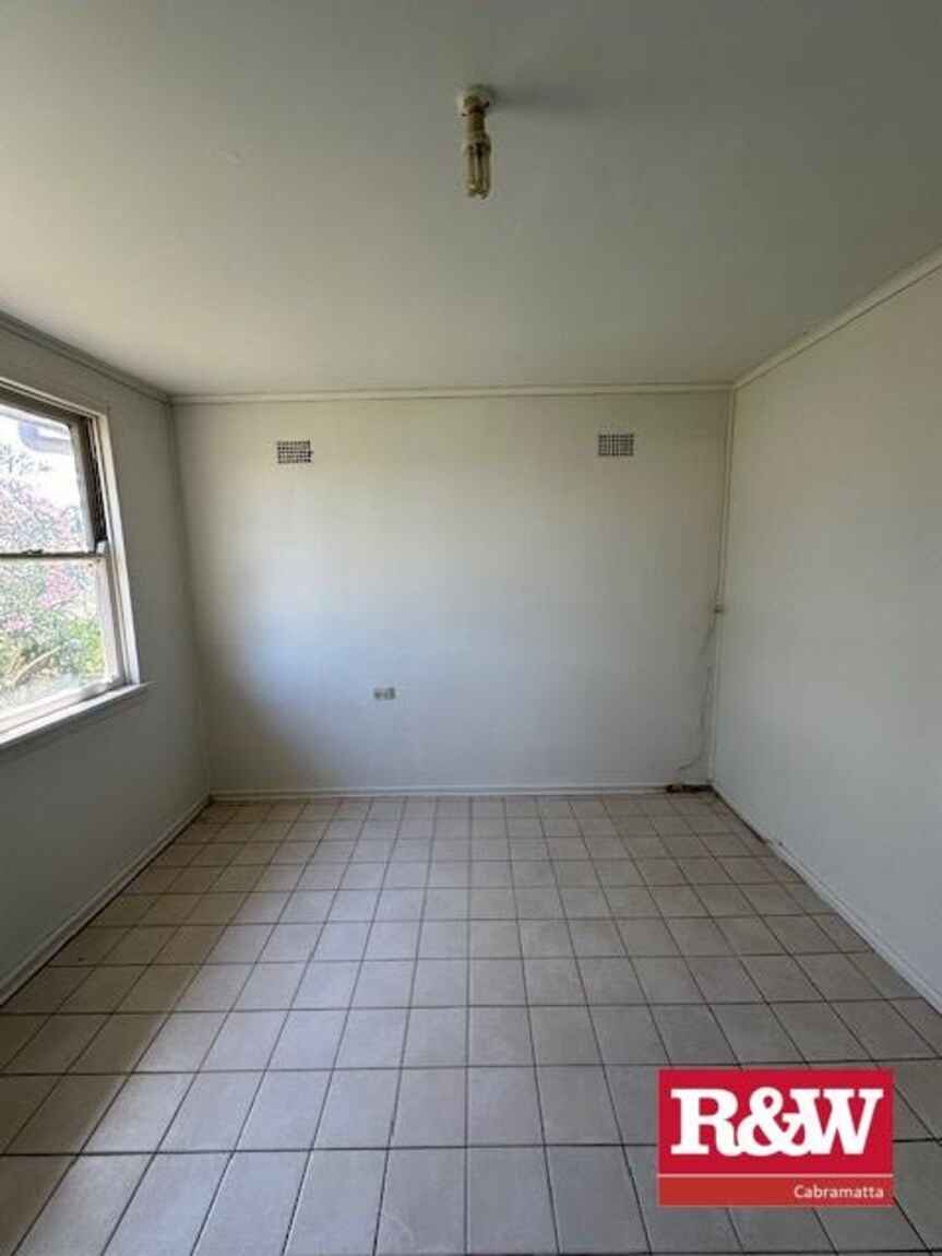 19 Peterlee Rd Canley Heights 19 Peterlee Rd Canley Heights