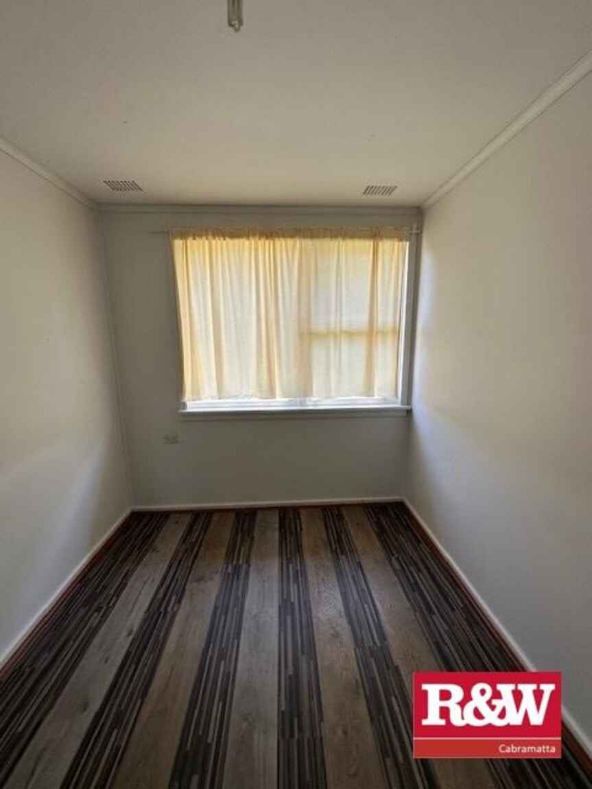 19 Peterlee Rd Canley Heights 19 Peterlee Rd Canley Heights