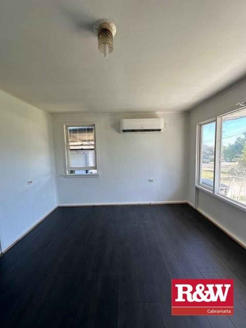 19 Peterlee Rd Canley Heights 19 Peterlee Rd Canley Heights