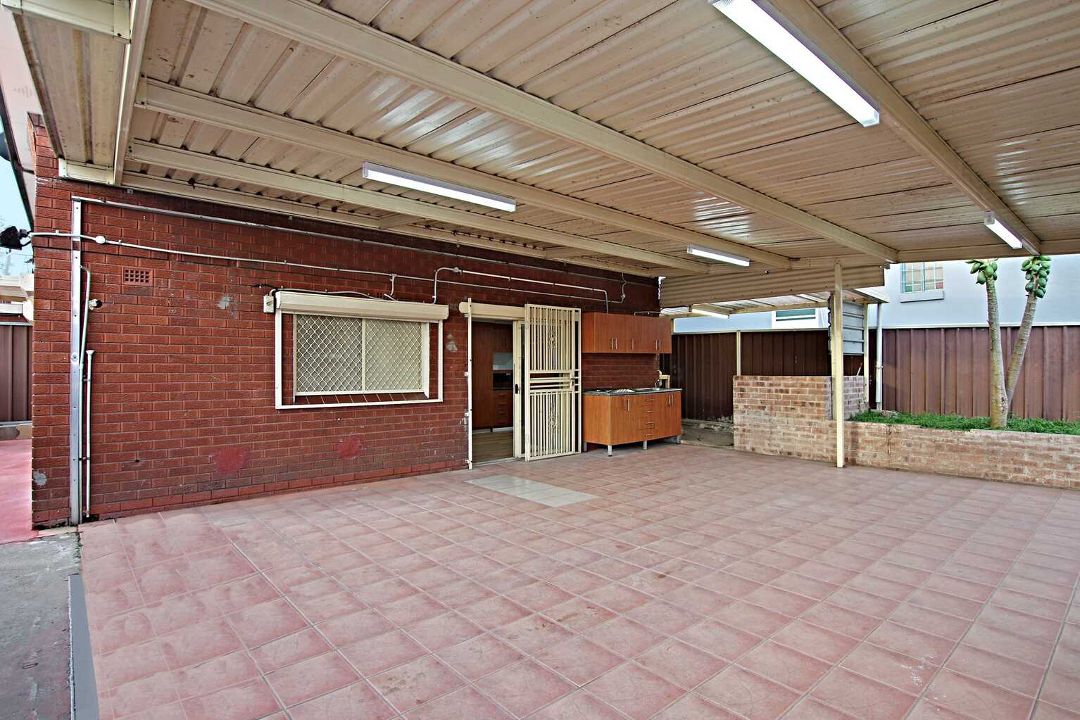 122a Derria Street Canley Heights