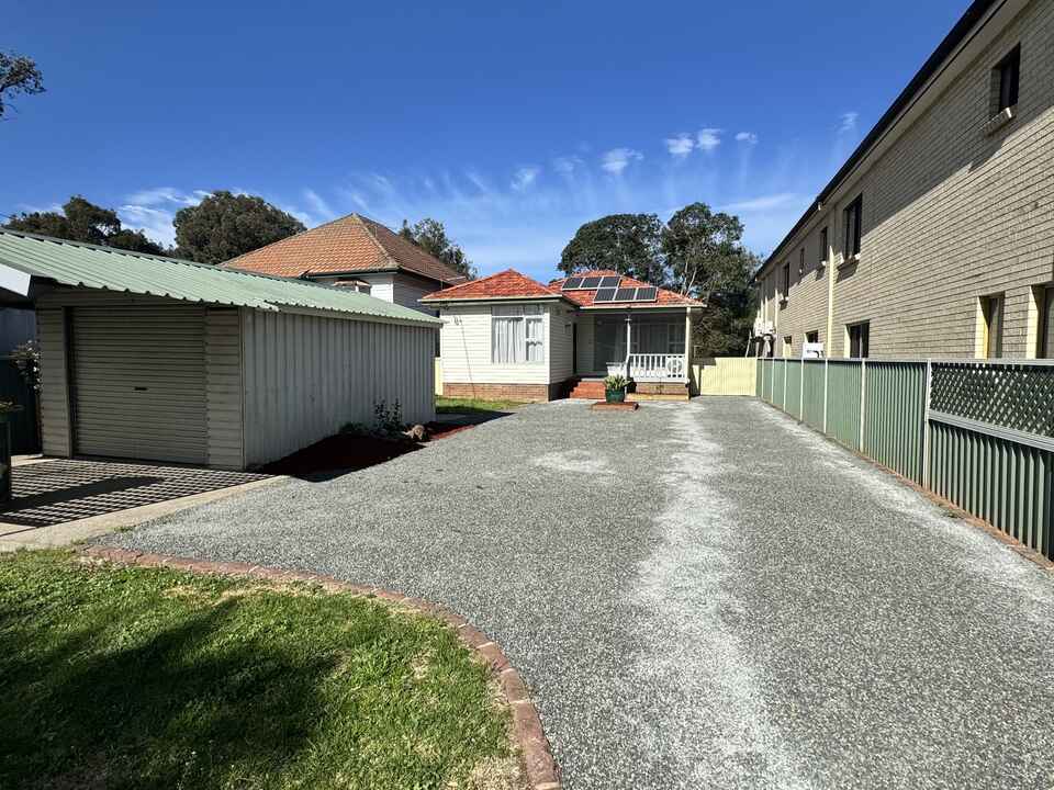 4 Riverside Road Lansvale