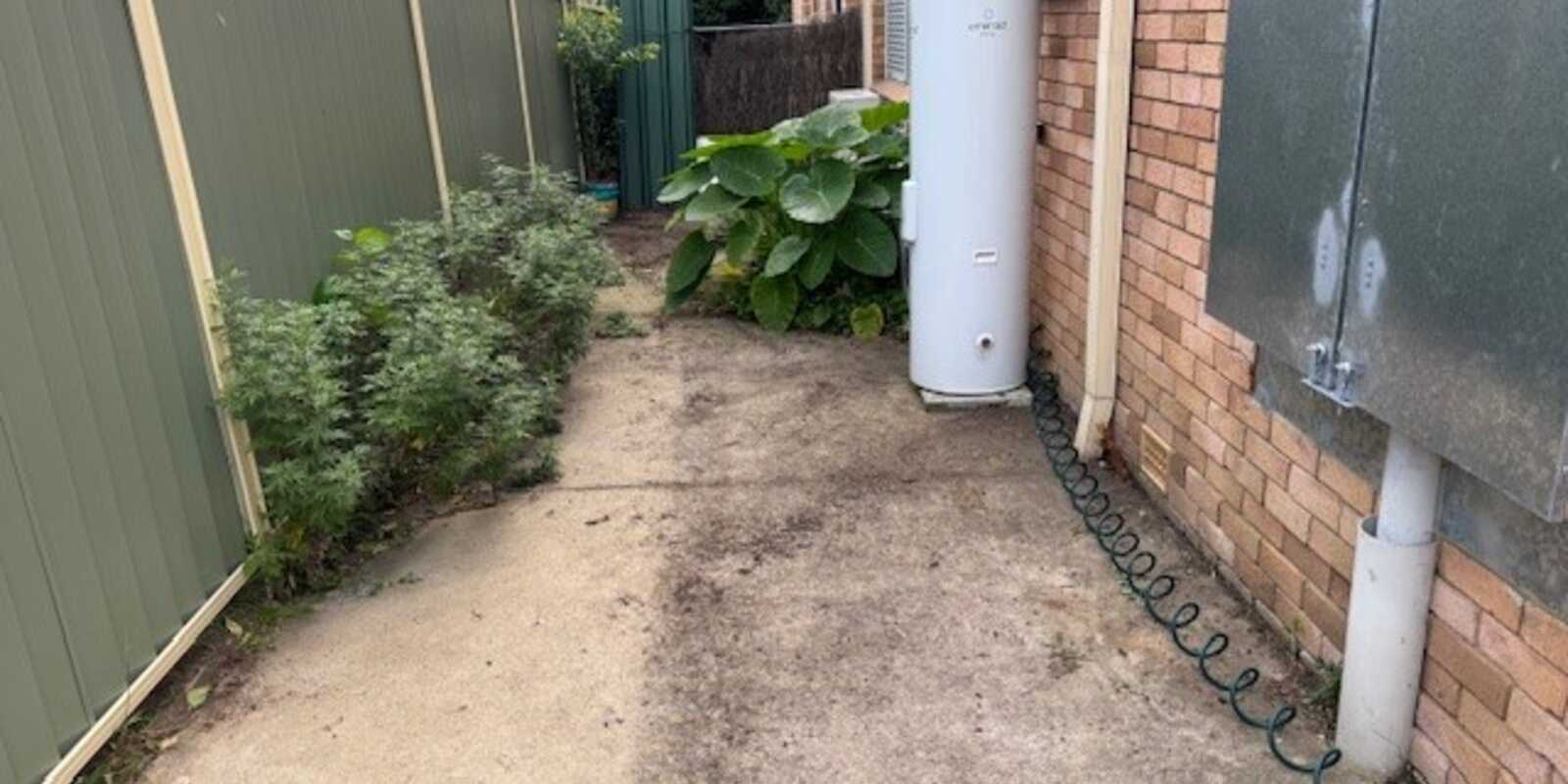 4/3 Ronald Street, Carramar