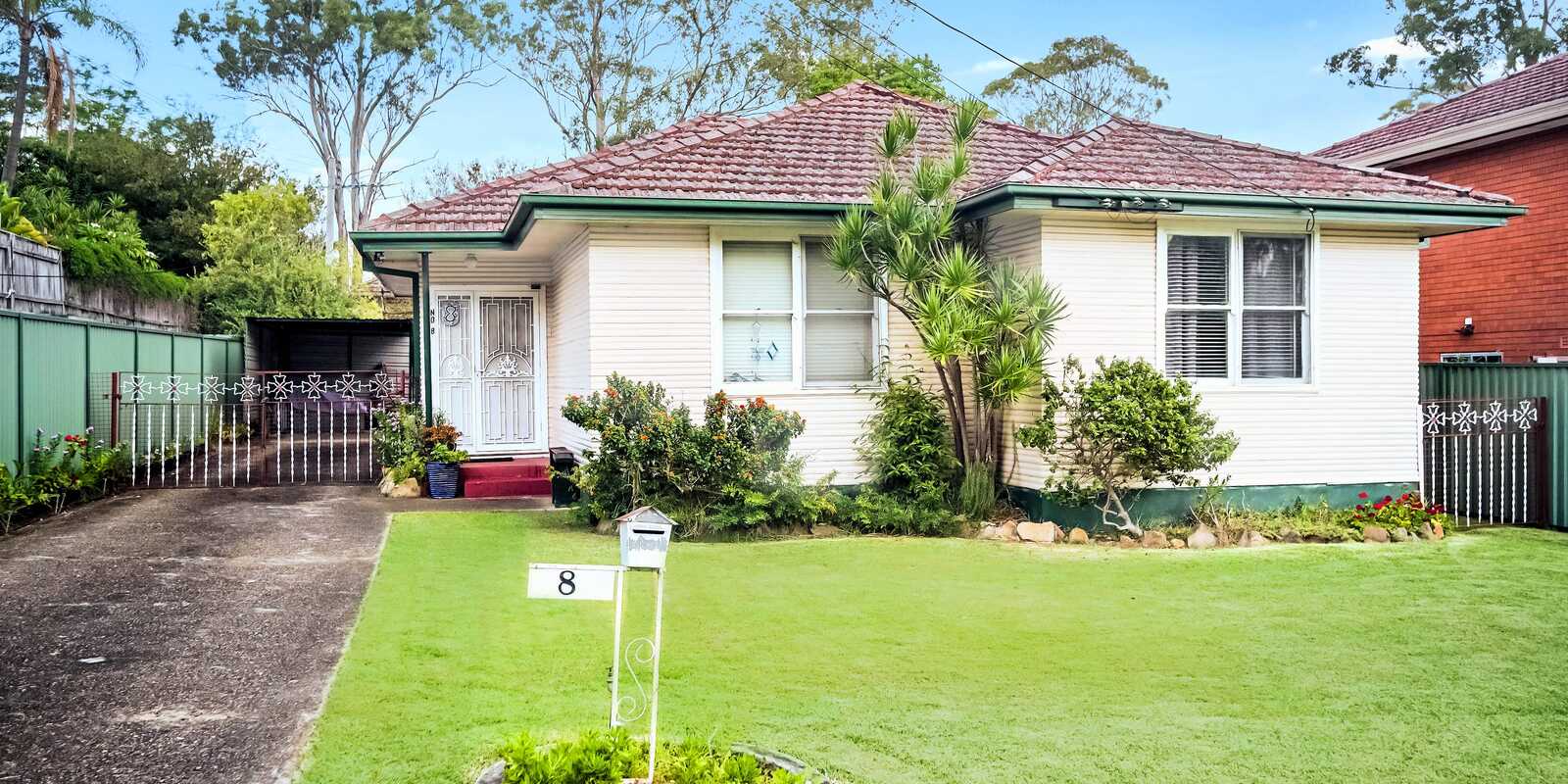 8 Edna Avenue Mount Pritchard