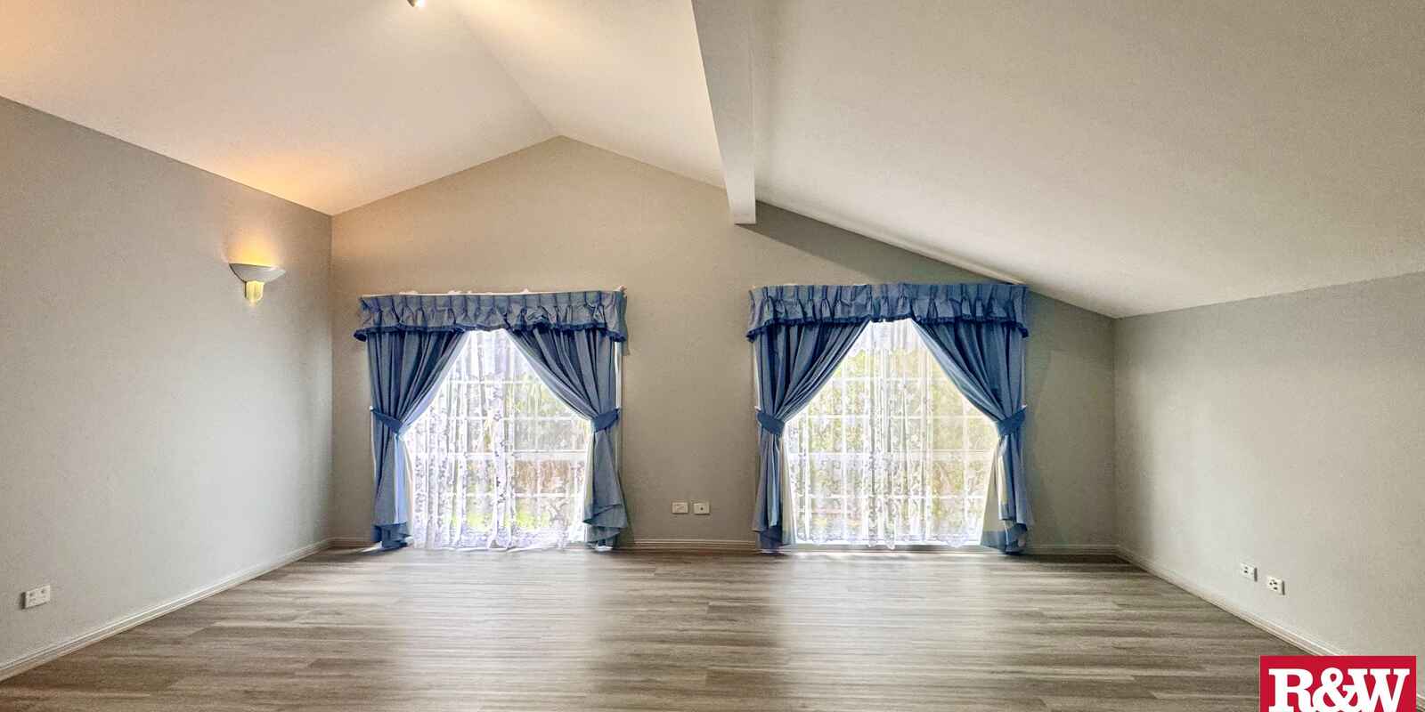 10 Clarevale Street Edensor Park 10 Clarevale Street Edensor Park