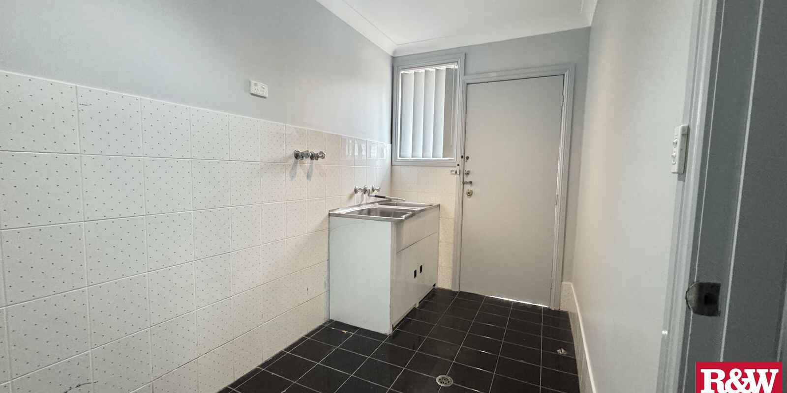 10 Clarevale Street Edensor Park 10 Clarevale Street Edensor Park