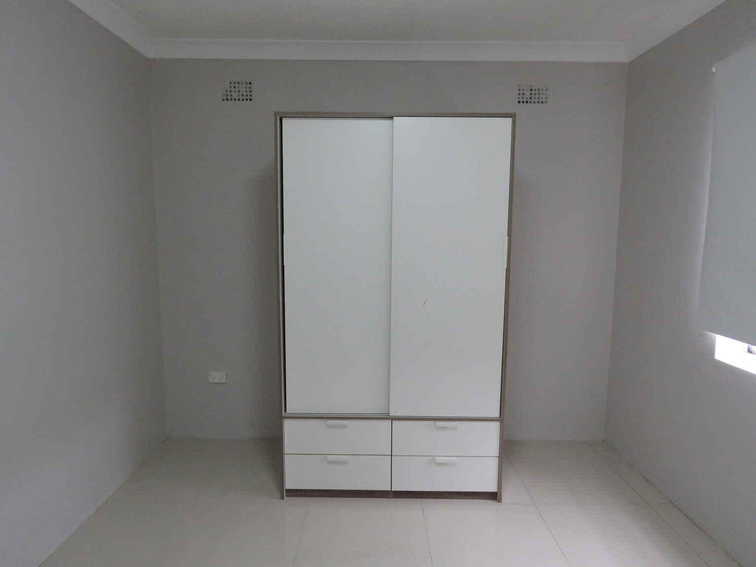 4/8 Calliope Street Guildford