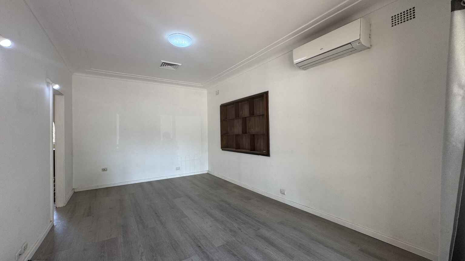 16 Rachel Crescent Mount Pritchard