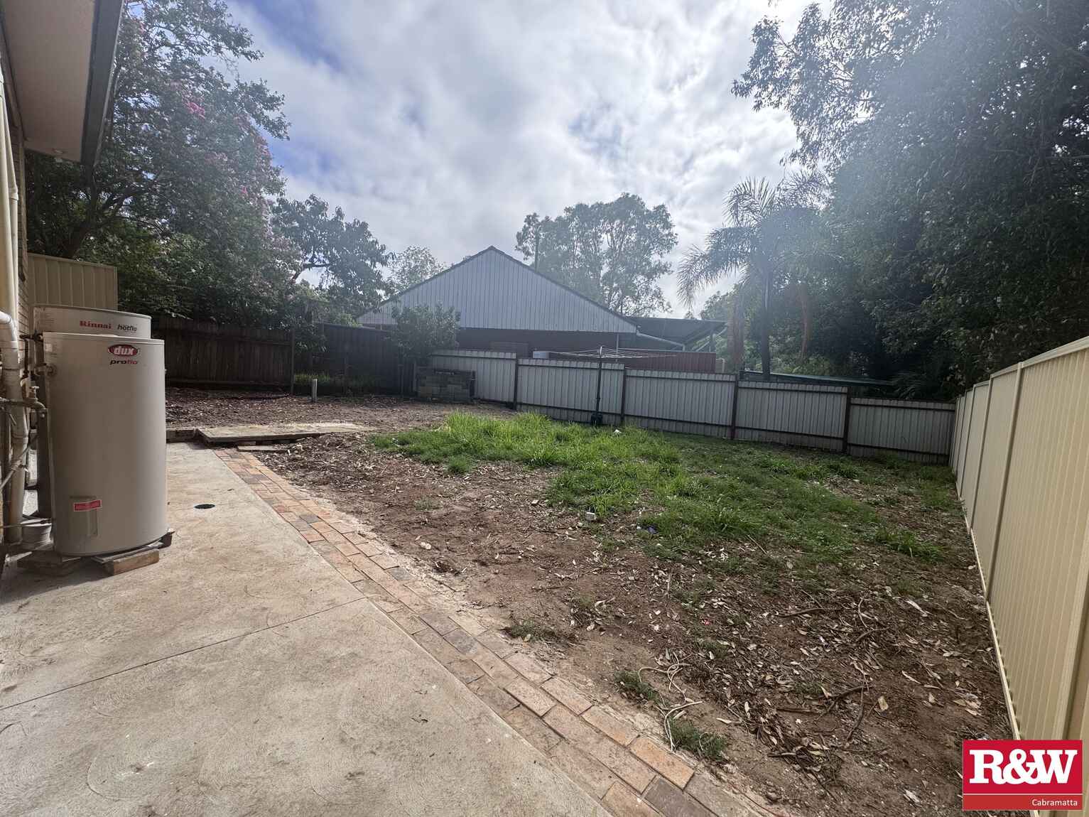 16 Rachel Crescent Mount Pritchard