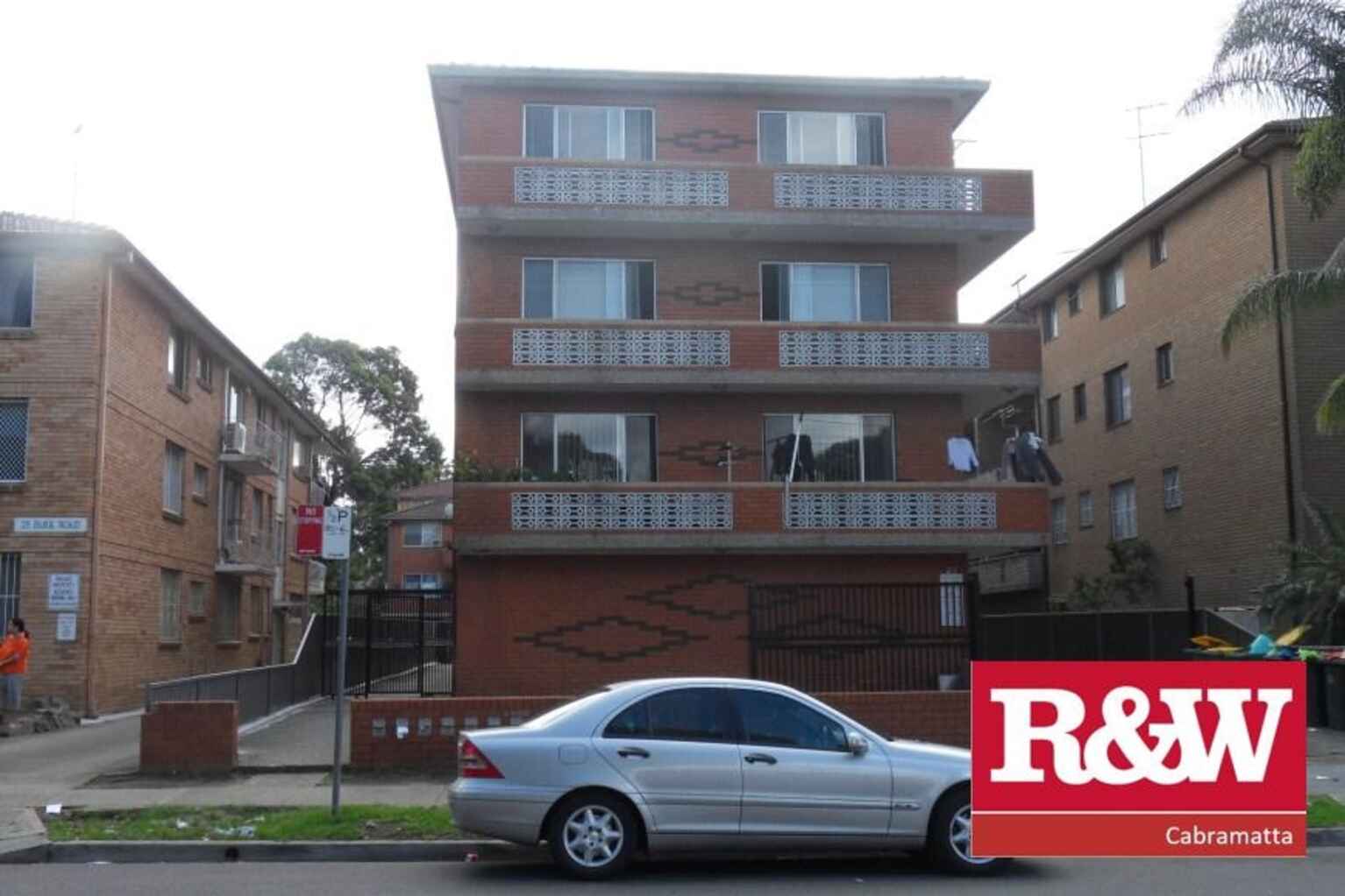 1/27 Park Road, Cabramatta