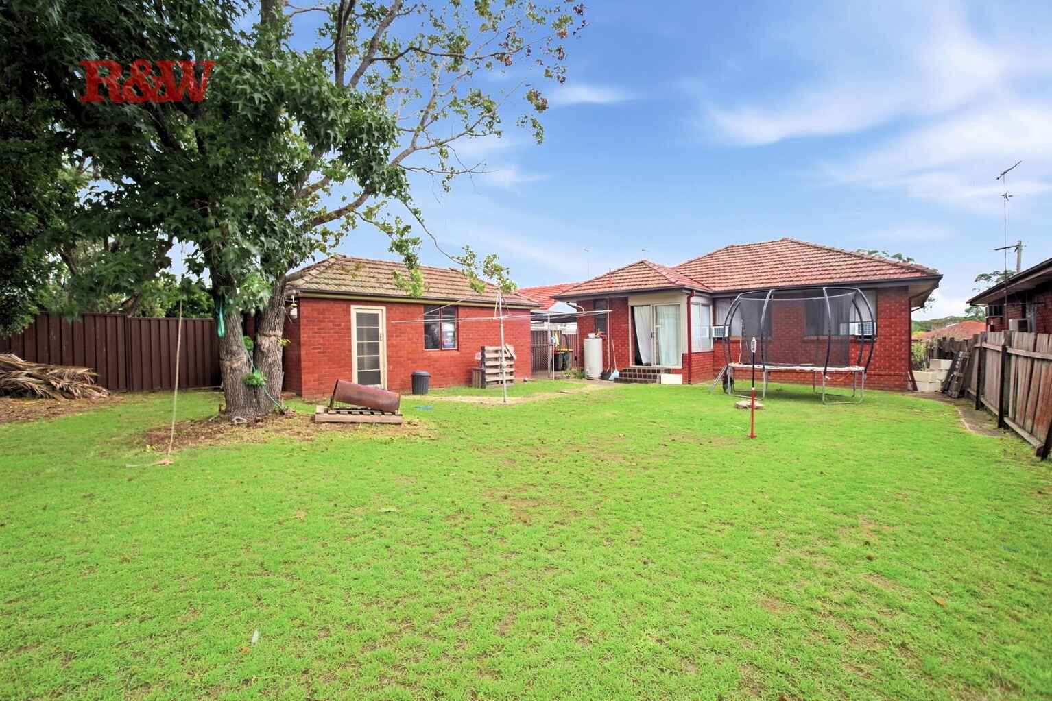 7 Crawford Road, Doonside