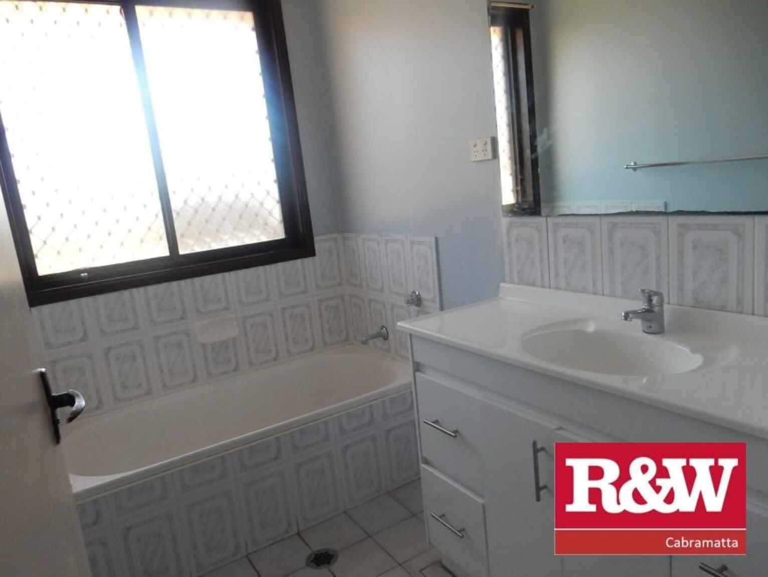 24 Dorset Close Wakeley