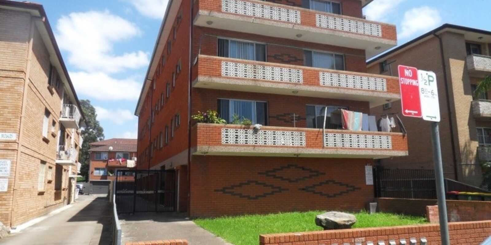 2 / 27 Park Road, Cabramatta