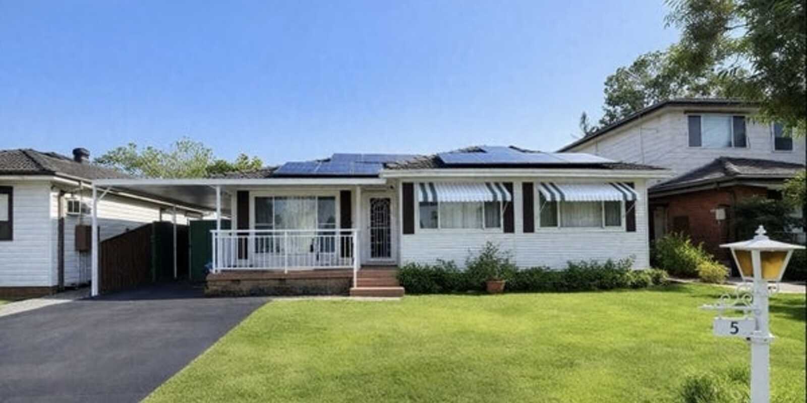 5 Karoon Avenue Canley Heights