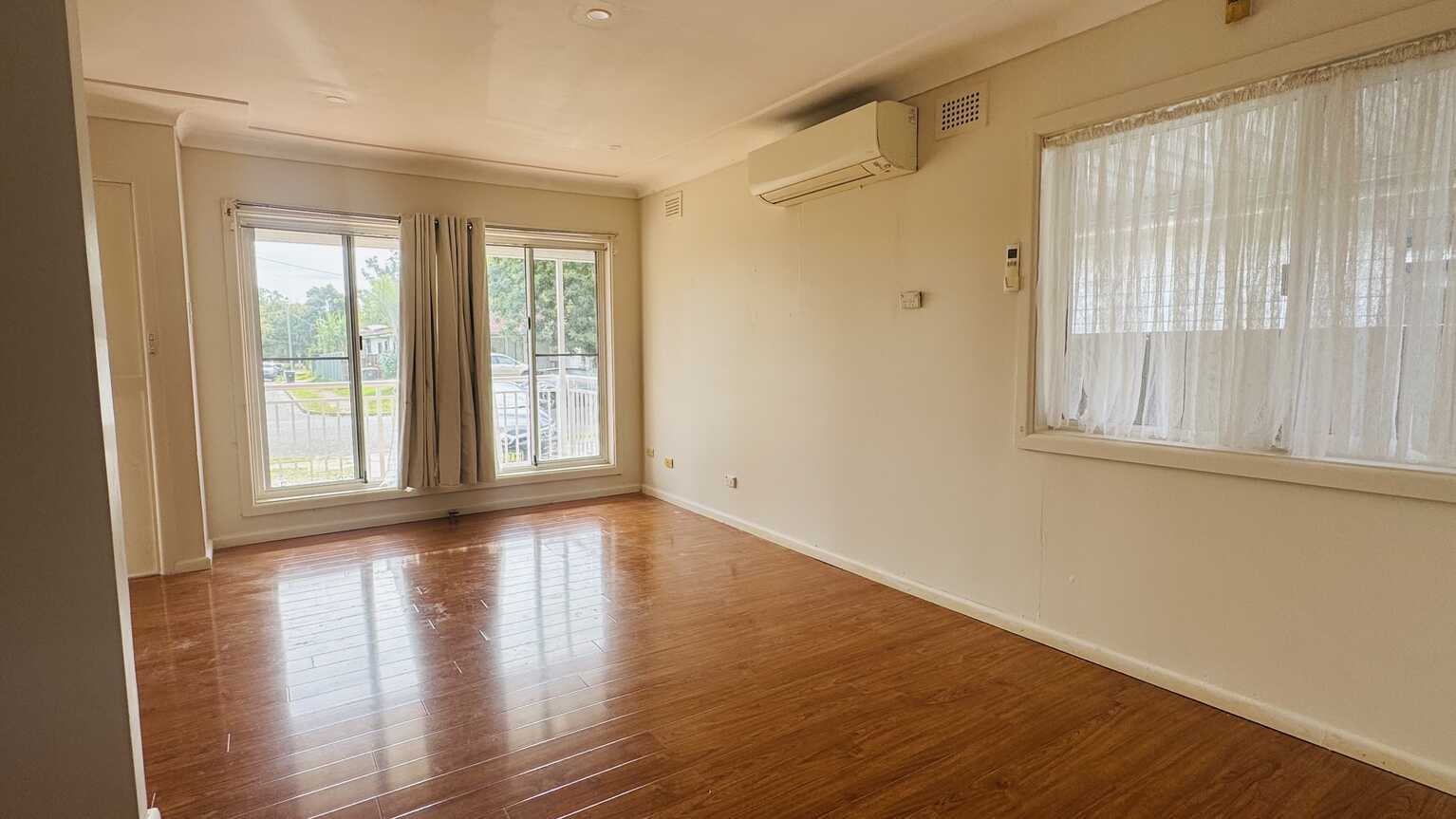 5 Karoon Avenue Canley Heights