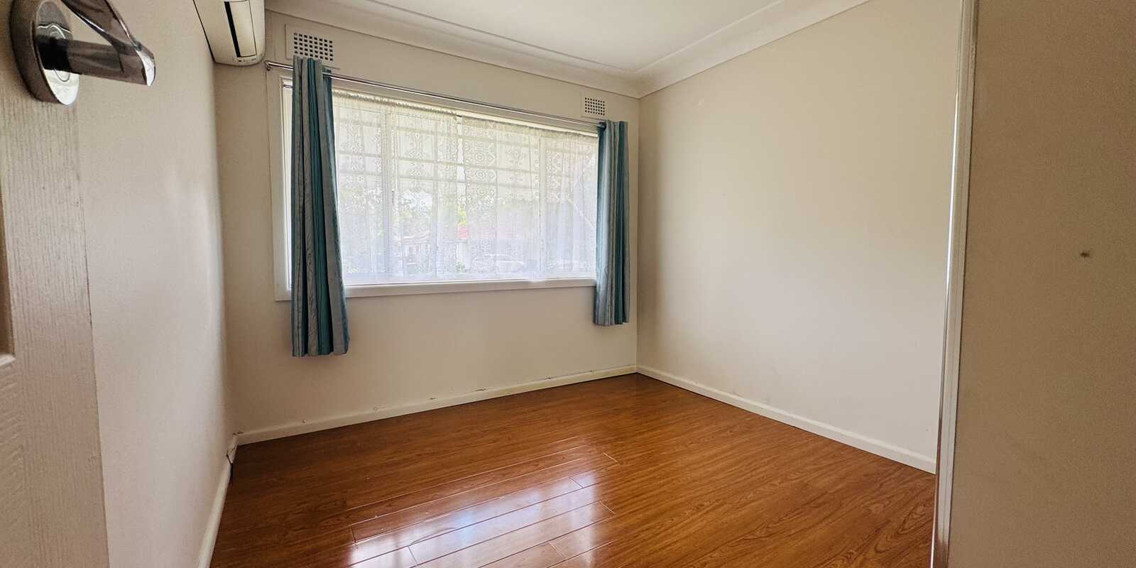 5 Karoon Avenue Canley Heights