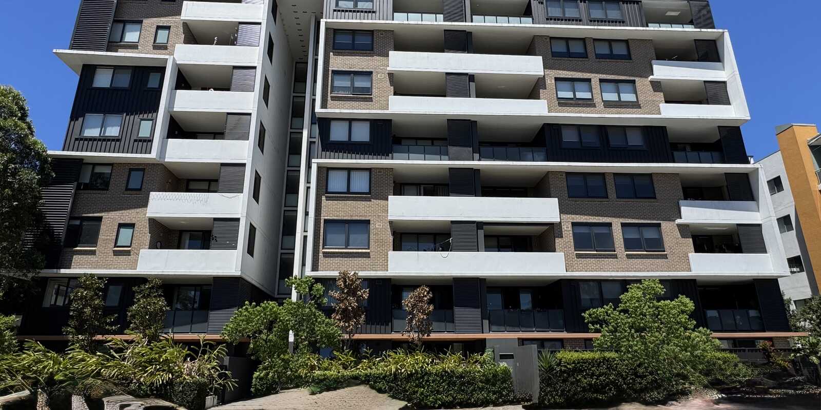 33/1 Bathurst Street, Liverpool