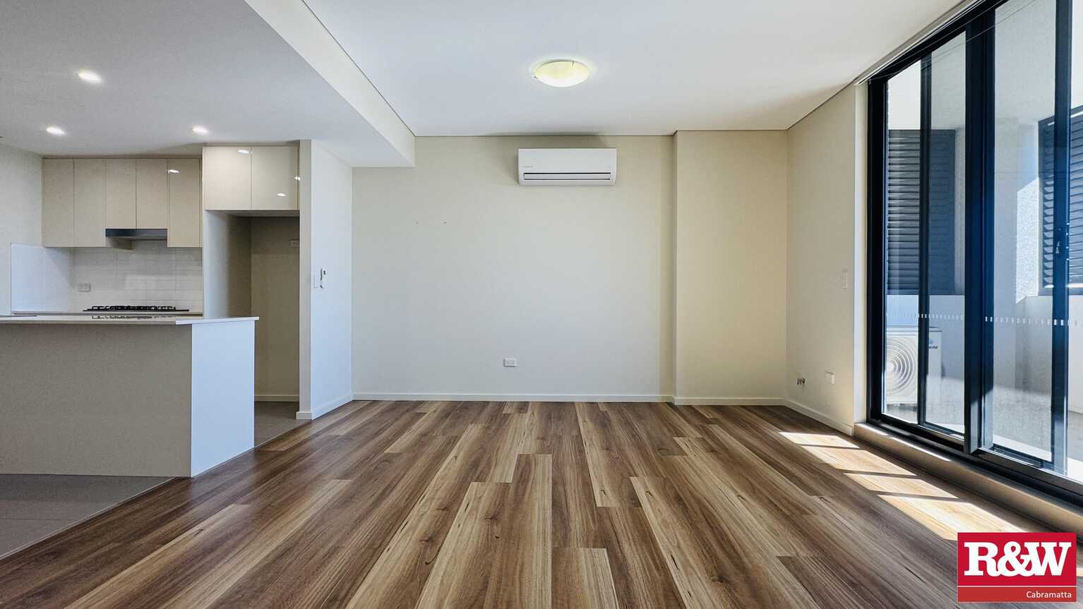 33/1 Bathurst Street, Liverpool