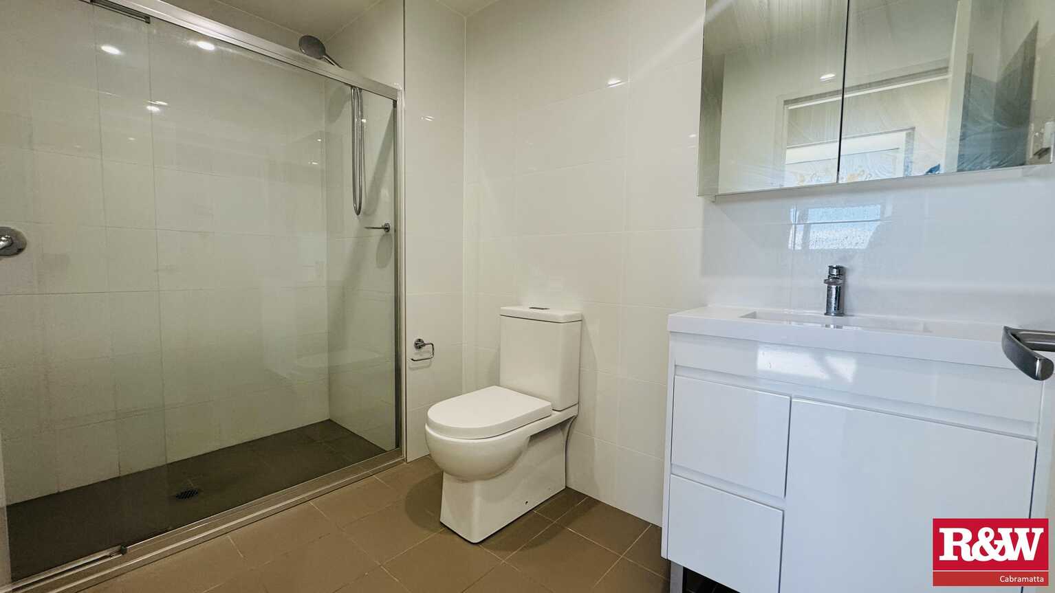 33/1 Bathurst Street, Liverpool