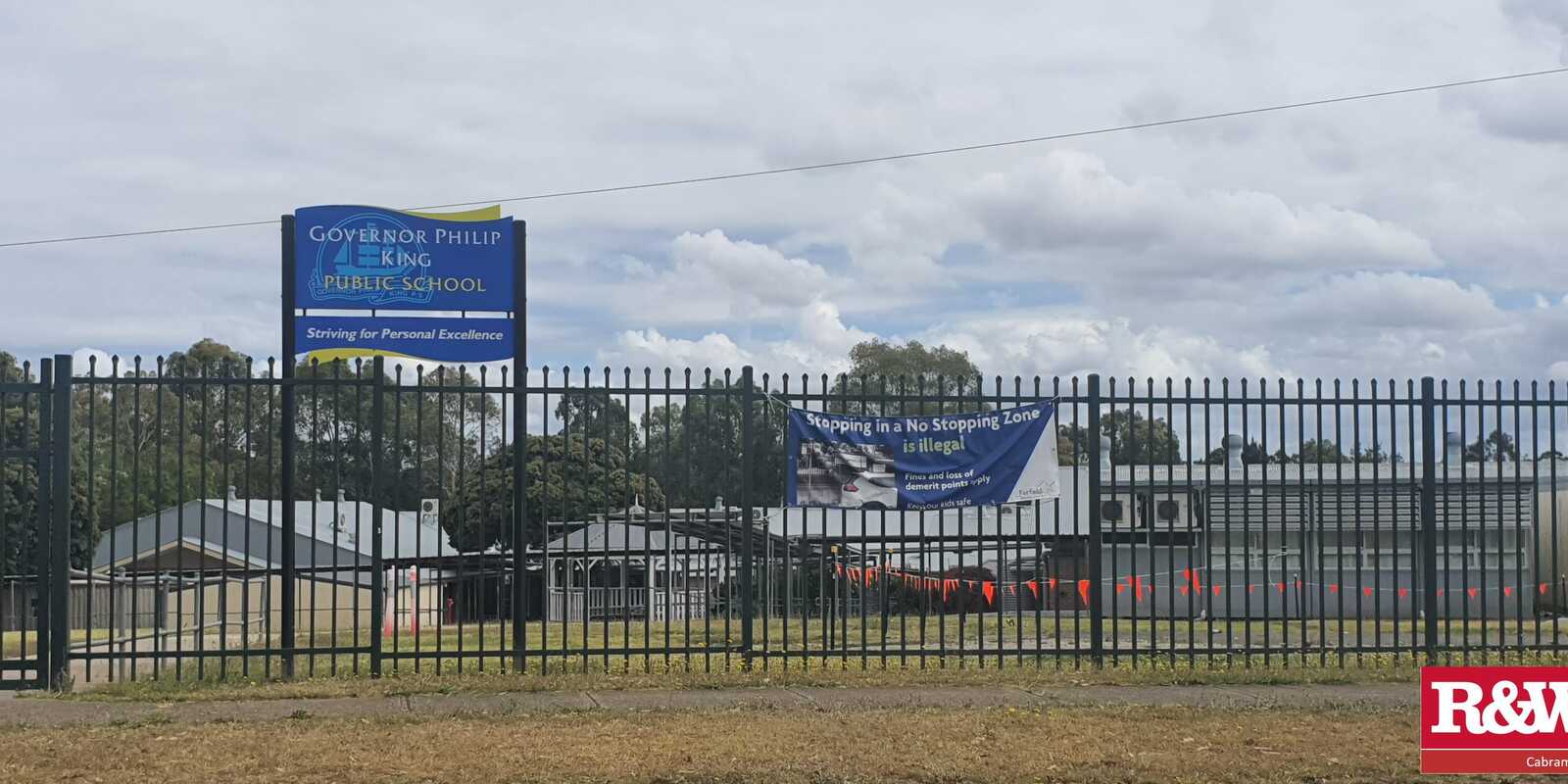 28a Moffit Crescent Edensor Park