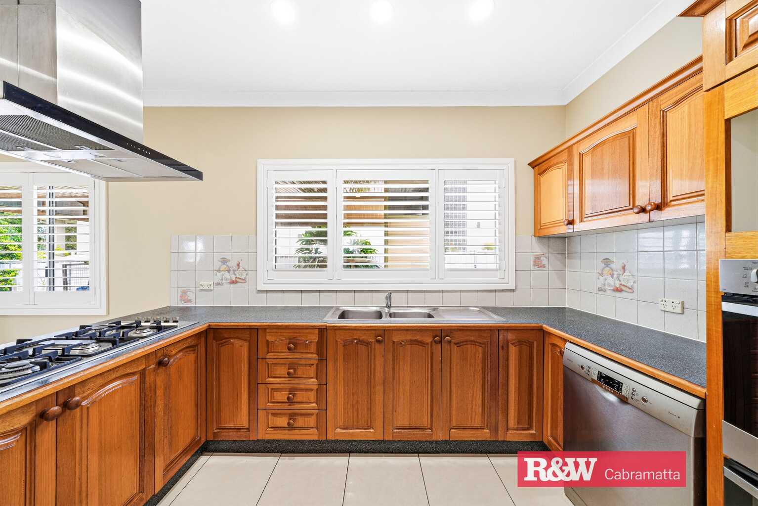8 Lovoni Street Cabramatta