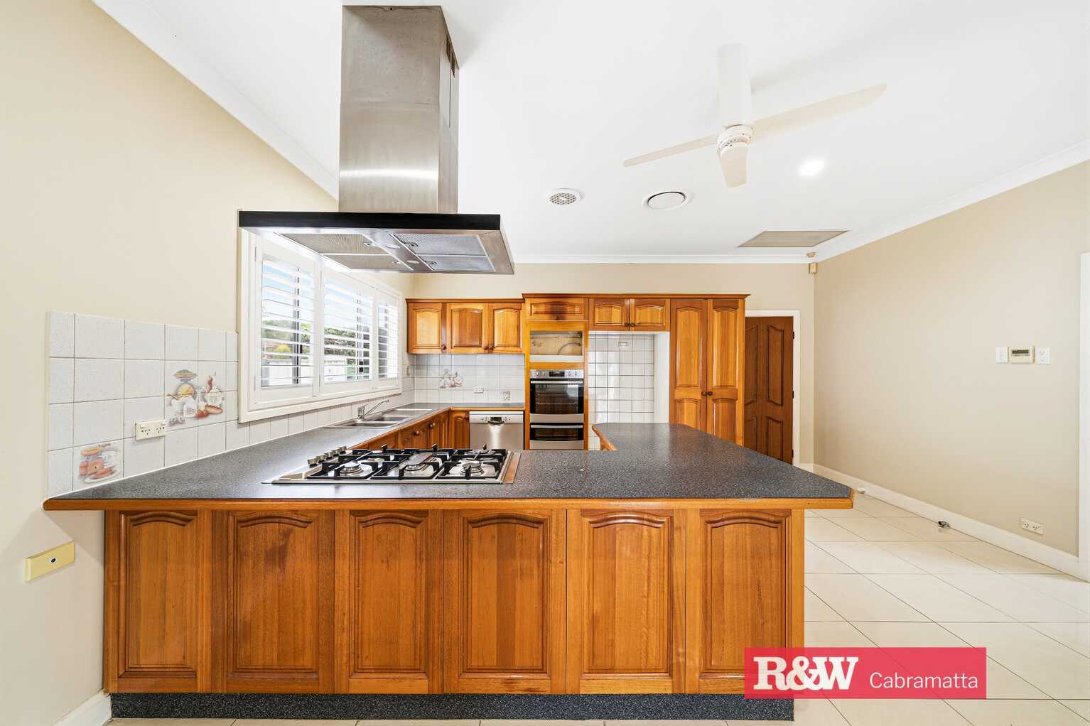 8 Lovoni Street Cabramatta