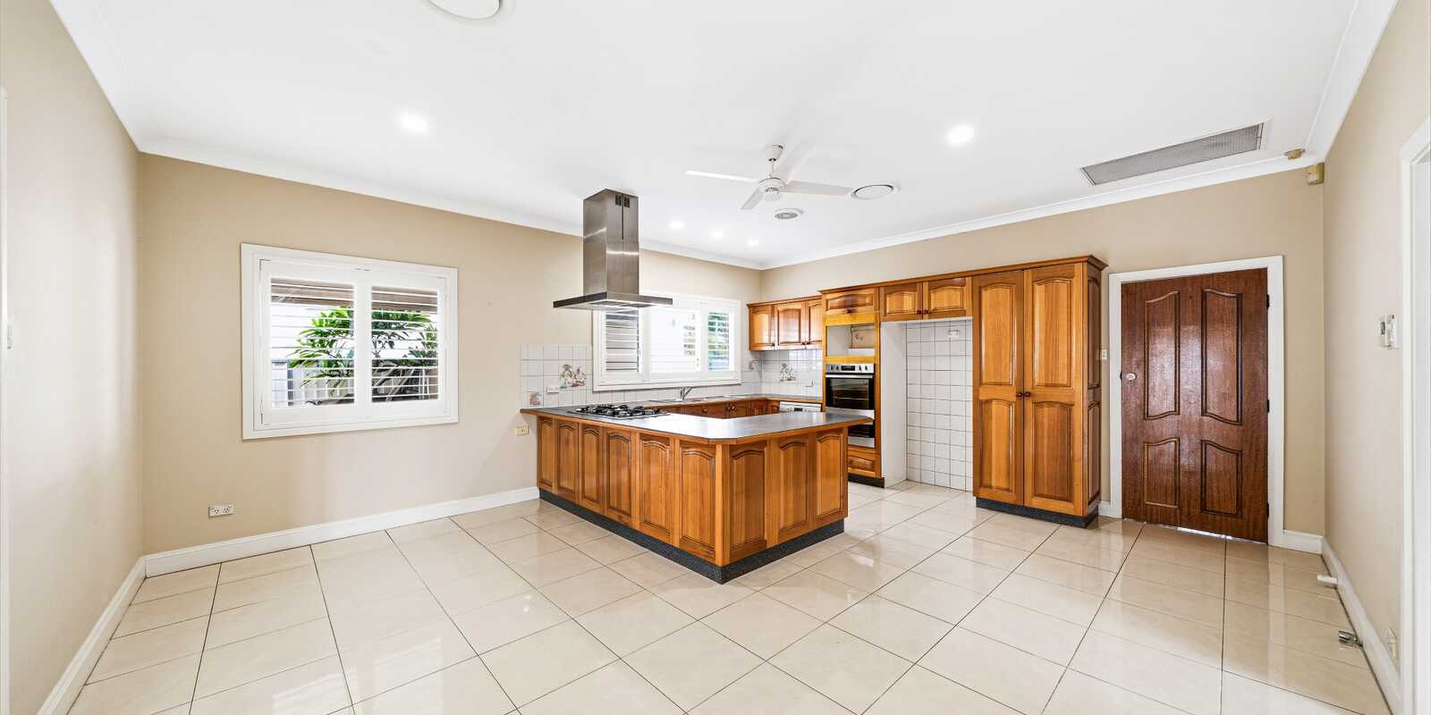 8 Lovoni Street Cabramatta