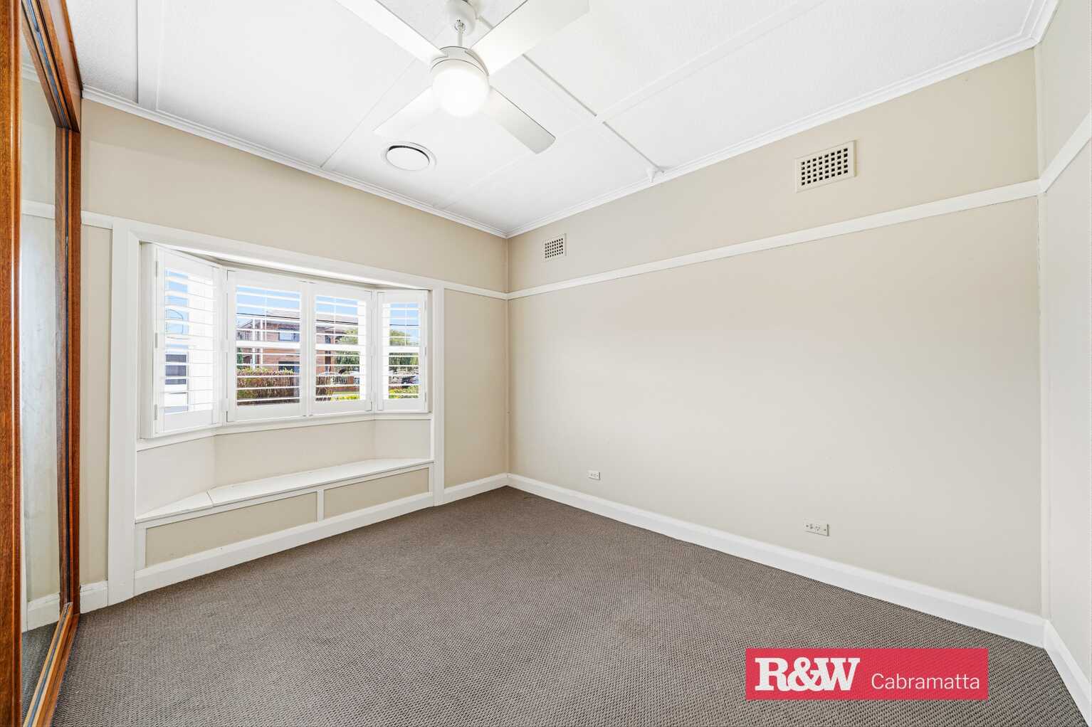 8 Lovoni Street Cabramatta