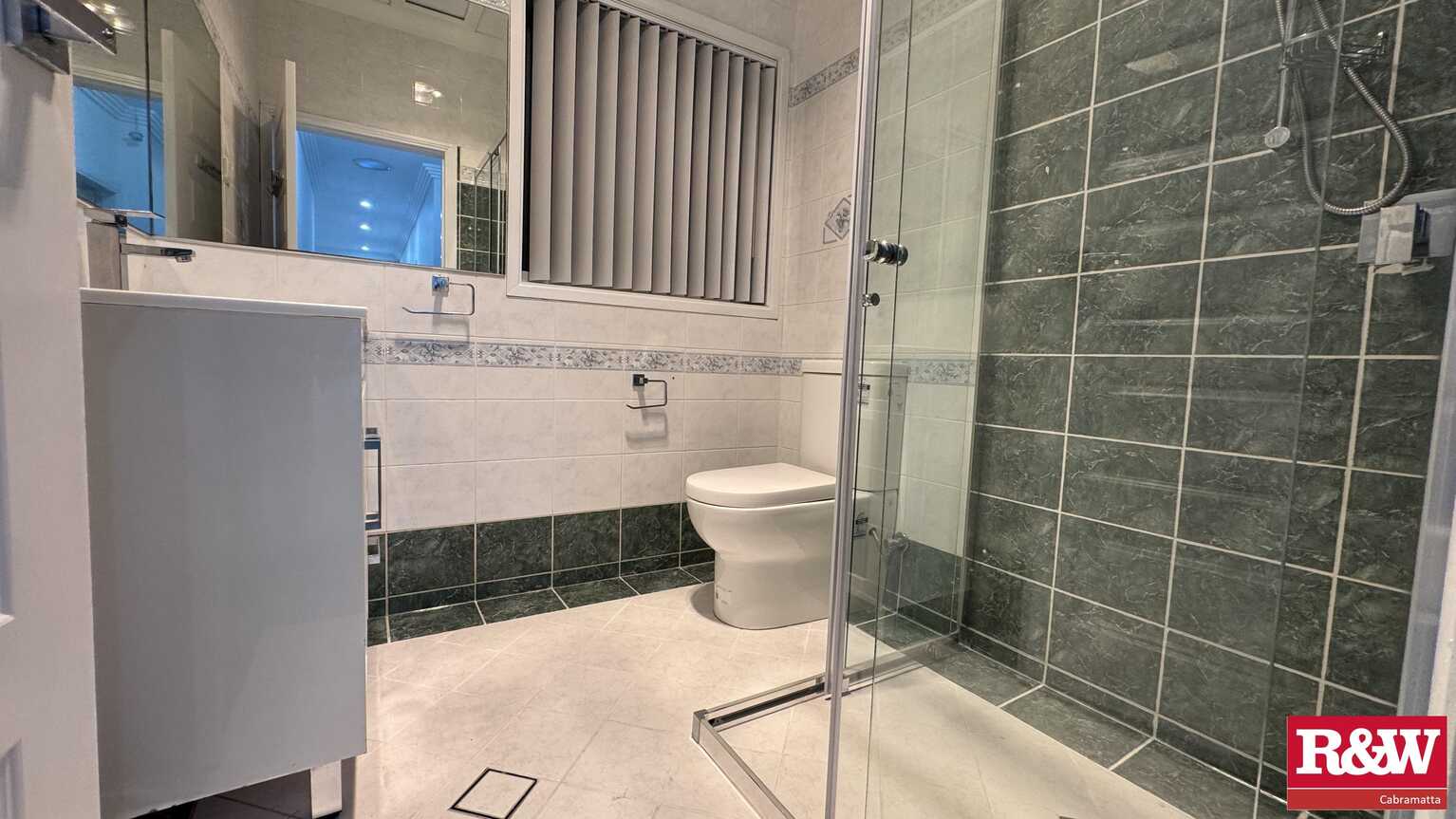 2 Edward Place Canley Heights