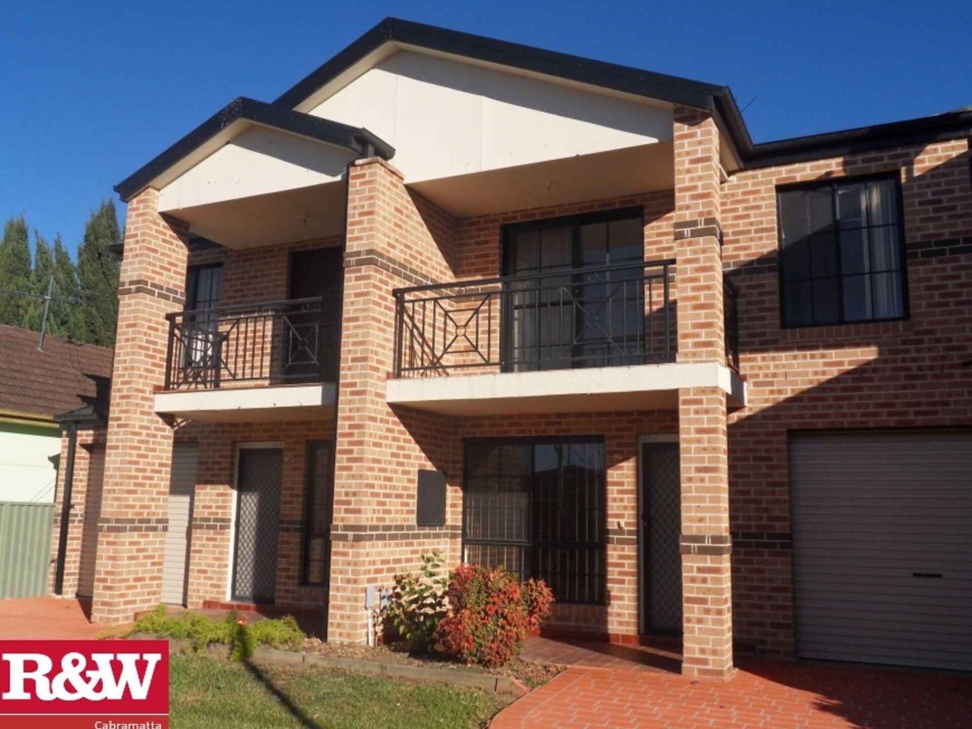 2/64 PRINCE Canley Heights