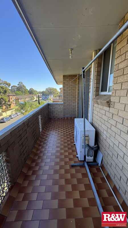 9/2 Equity Place Canley Vale